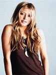 pic for holly valance